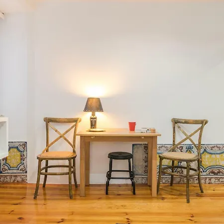 Trombeta In Bairro Alto - *