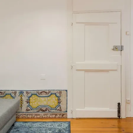 Trombeta In Bairro Alto - Apartment